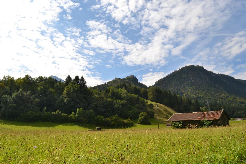 Pension Waldrast Ehenbichl Bagian luar foto